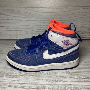 705321-411 Jordan Youth Kids Jordan 1 Retro Blue Denim ~ Hyper Crimson  Sz 1Y